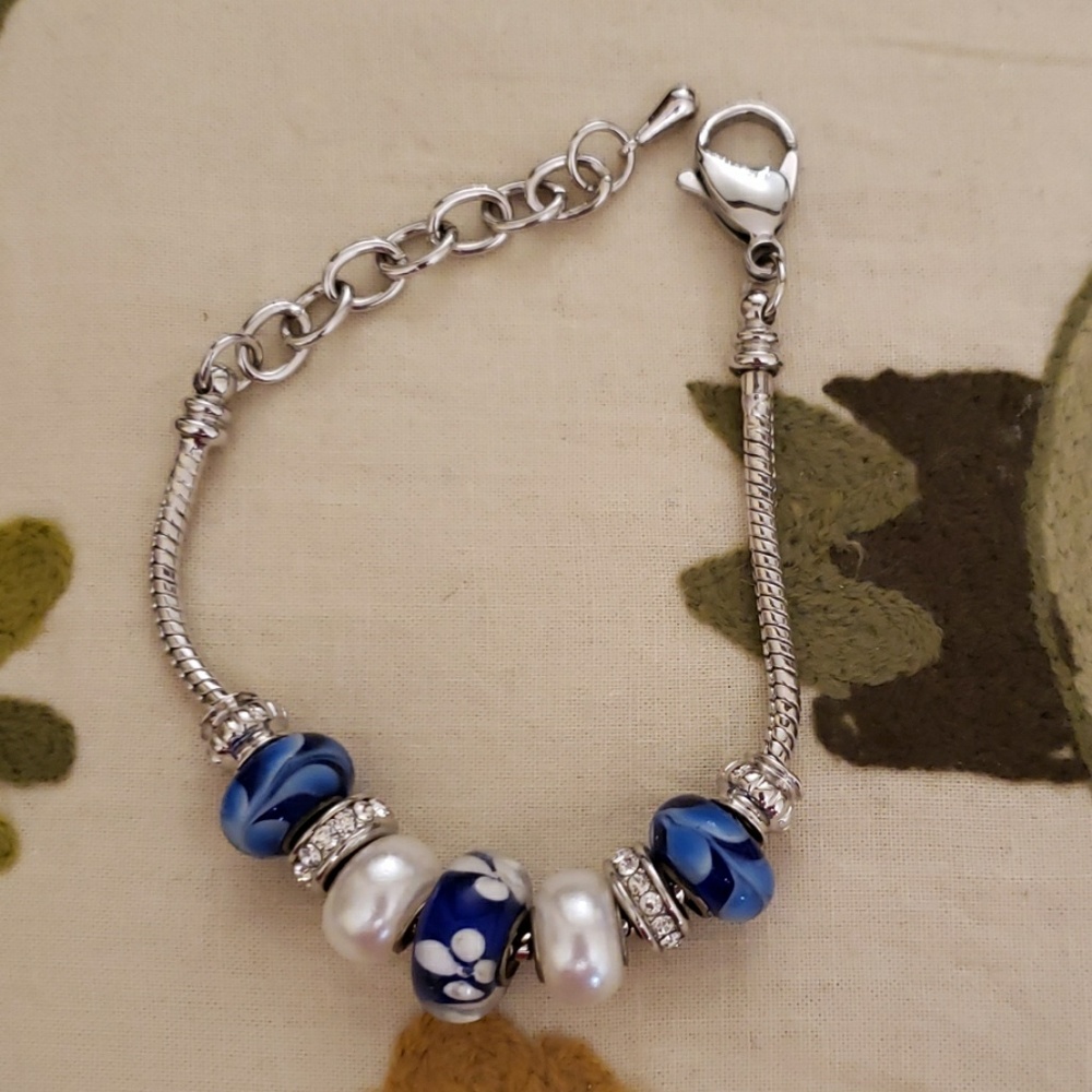 Bracelet
